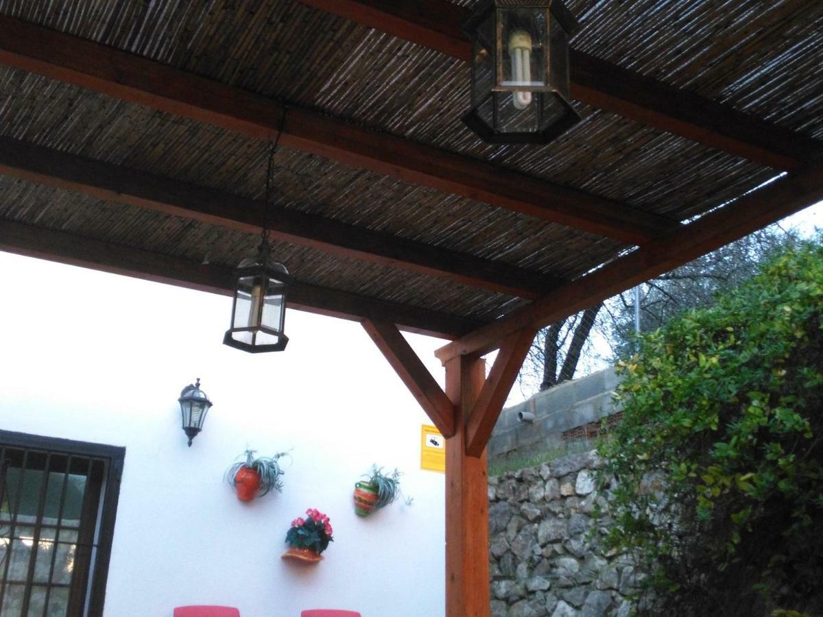Casa La Liebrecilla Guest House Ríogordo Eksteriør bilde