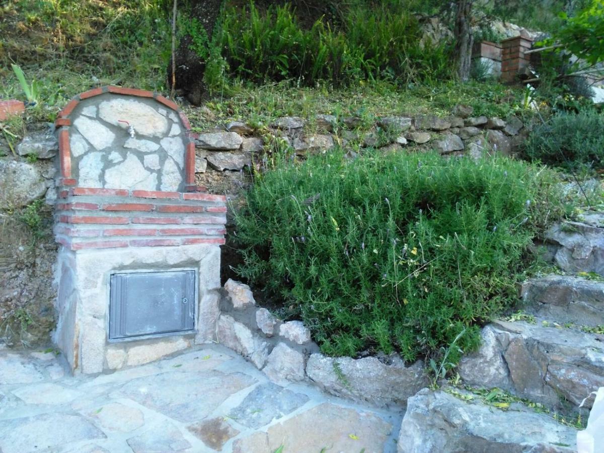 Casa La Liebrecilla Guest House Ríogordo Eksteriør bilde